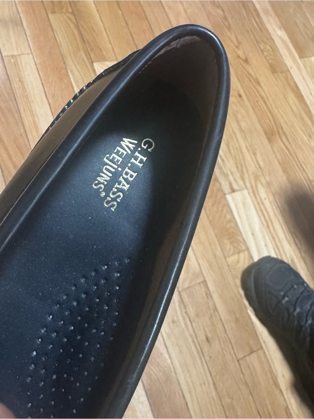 Weejuns Black & White Classic Penny Loafers - - Picture 3 of 5
